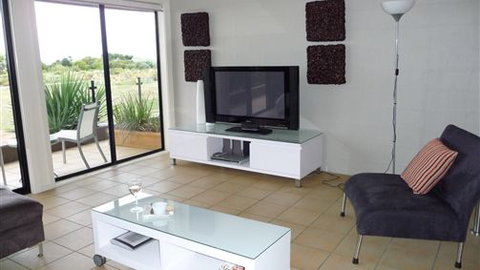 On The Esplanade - Stayed 3