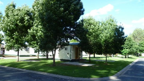 Barham Caravan & Tourist Park - Stayed 2