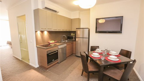 Indulge Apartments - Stayed 6