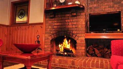 Apollo Bay Cottages - Stayed 1