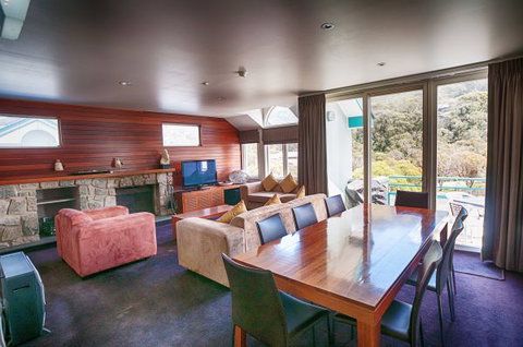 Oberdere Three - Stayed 28