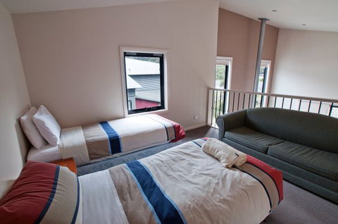 Oberdere Three - Stayed 35