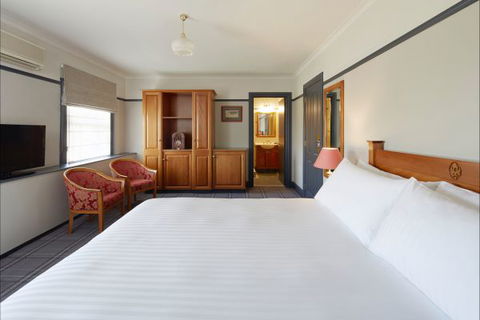 Brassey Hotel - Stayed 5