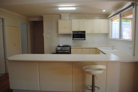 East Arnhem Real Estate - 41 Wuyal Road, Nhulunbuy  NT  0880 - Stayed 10