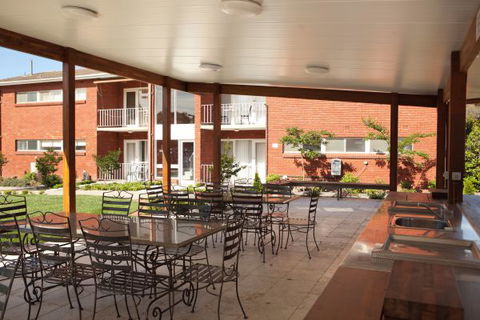 Forrest Hotel And Apartments - Stayed 8