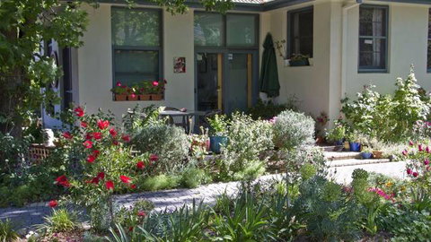 Practically Lakeside B And B - Stays Accommodation 0