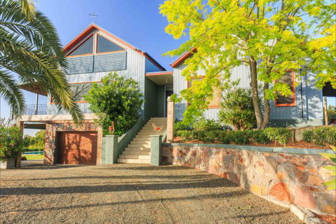 Elderslie House - Stayed 81