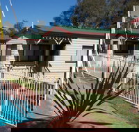 Parkes Country Cabins - Stayed