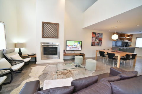 Oberdere Three - Stayed 44