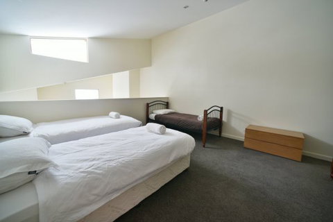 Oberdere Three - Stayed 48