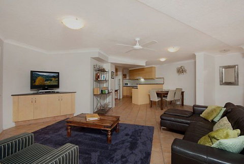 Summer Central - Stayed 9