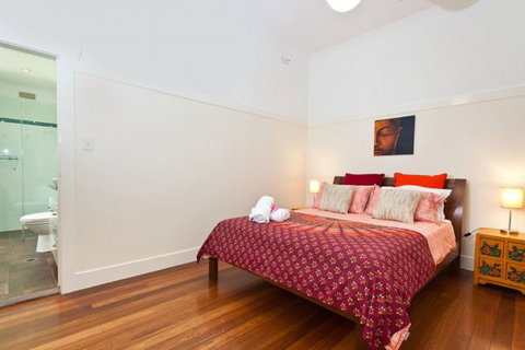 Summer Central - Stayed 16