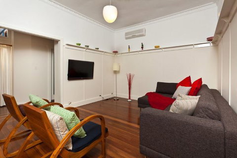 Summer Central - Stayed 17