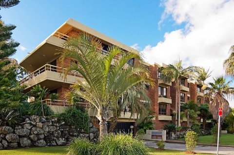 Summer Central - Stayed 1