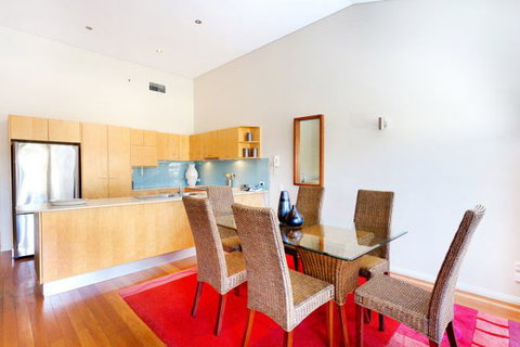 Summer Central - Stayed 26