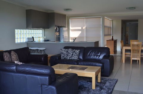 Claudis Beach Retreat Unit One - Stayed 1