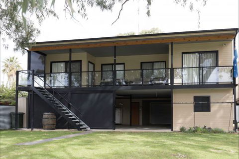 River Shack Rentals - Living The Dream - Stayed 36