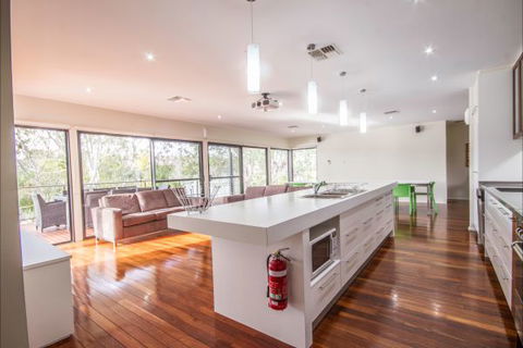 River Shack Rentals - Living The Dream - Stayed 129
