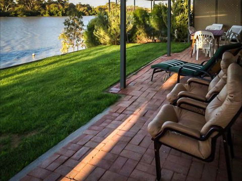 River Shack Rentals - Living The Dream - Stayed 24