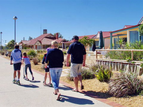 The Mac's Beachfront Villas - Stayed 5