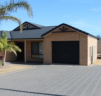 Port Hughes Escape - Stayed