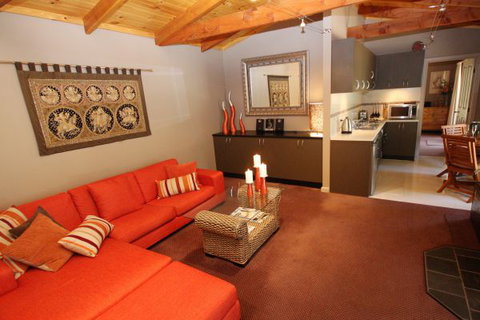 Mirkwood Forest Self-Contained Spa Cottages - Stayed 2