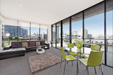 Docklands Private Collection Of Apartments Melbourne - Stayed 0