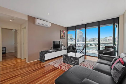 Docklands Private Collection Of Apartments Melbourne - Stayed 2