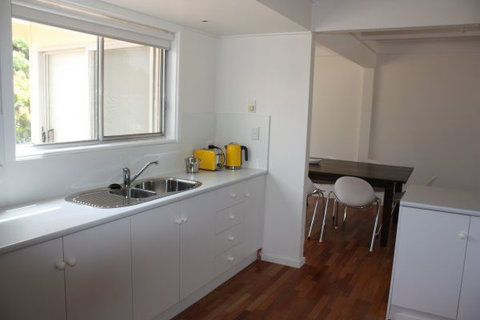 LJ Hooker Goolwa Holiday Rentals - 42 Underwood Avenue, Goolwa Beach - Stayed 13