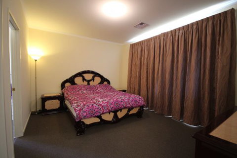 LJ Hooker Goolwa Holiday Rentals - 42 Underwood Avenue, Goolwa Beach - Stayed 19