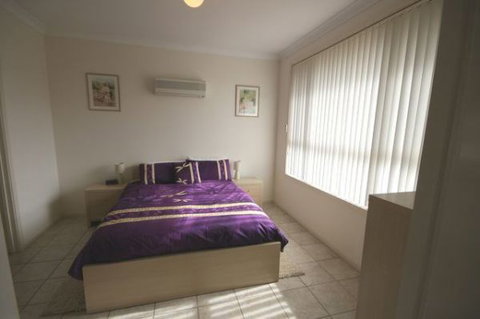 LJ Hooker Goolwa Holiday Rentals - 42 Underwood Avenue, Goolwa Beach - Stayed 21