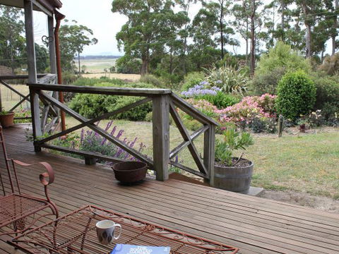 Eagle's Roost Farmstay B&B - Stayed 4