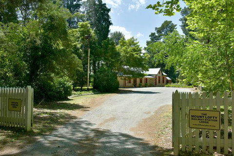 Mount Lofty Railway Station - Stayed 0