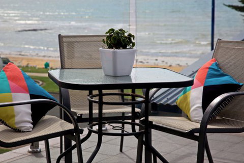 Penguin Beachfront Apartments - Stayed 6