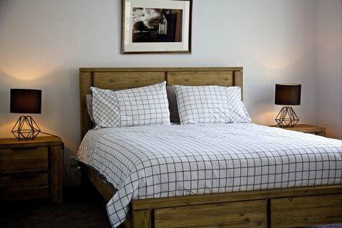 Penguin Beachfront Apartments - Stayed 8