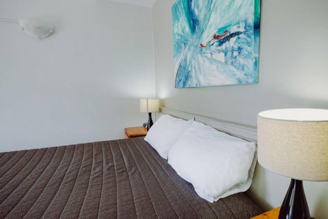 Artesian Spa Motel - Stayed 13