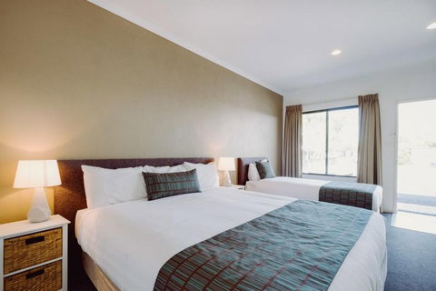 Artesian Spa Motel - Stayed 9