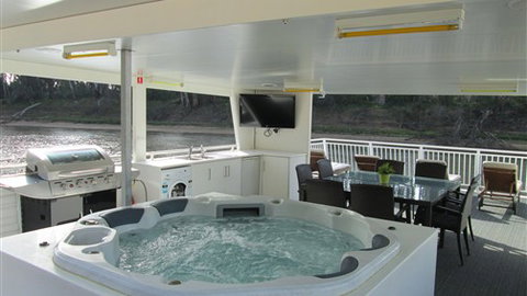 Moama On Murray Houseboats - Stayed 1