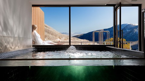 QT Falls Creek Resort - Stays Accommodation 5