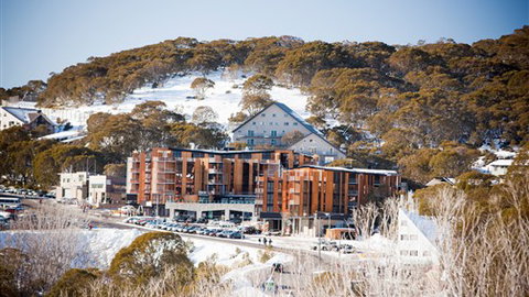 QT Falls Creek Resort - Stays Accommodation 4