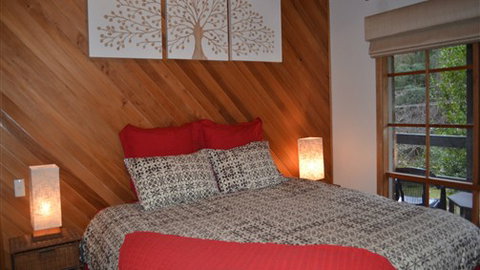 Two Mountains Lodge - Stayed 5