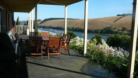 River View Holidays - Stayed 3