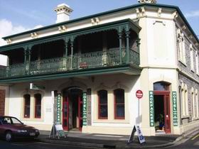 Adelaide's Shakespeare Backpackers International Hostel - Stayed 0