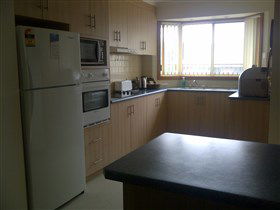 Apartments On Tolmie - Stayed 1