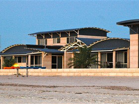 Baird Bay Ocean Eco Apartments - Stayed 0
