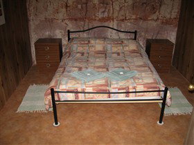 Radeka Downunder Underground Motel And Backpacker Inn - Stayed 1