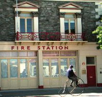 The Fire Station Inn - Fire Engine Suite - Stayed