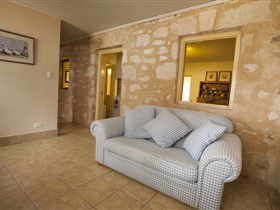 Victoria Cottage - Stayed 1