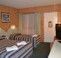 Atlas Motel - Stayed