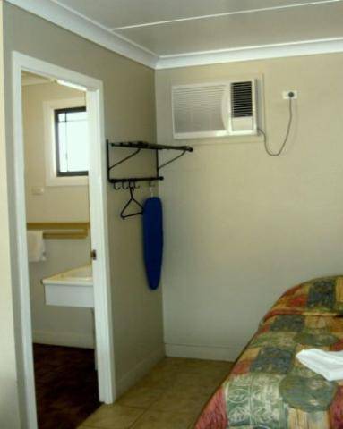 Augathella Motel & Caravan Park - Stayed 1